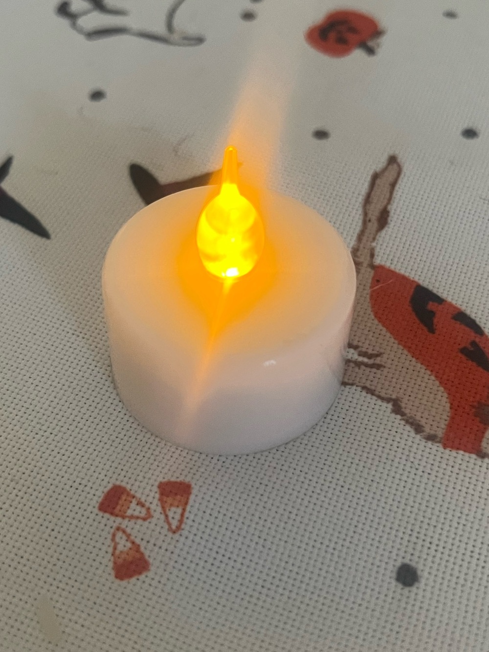 46 Flameless Tea Light Candle - White with Warm Yellow Flame 🕯️